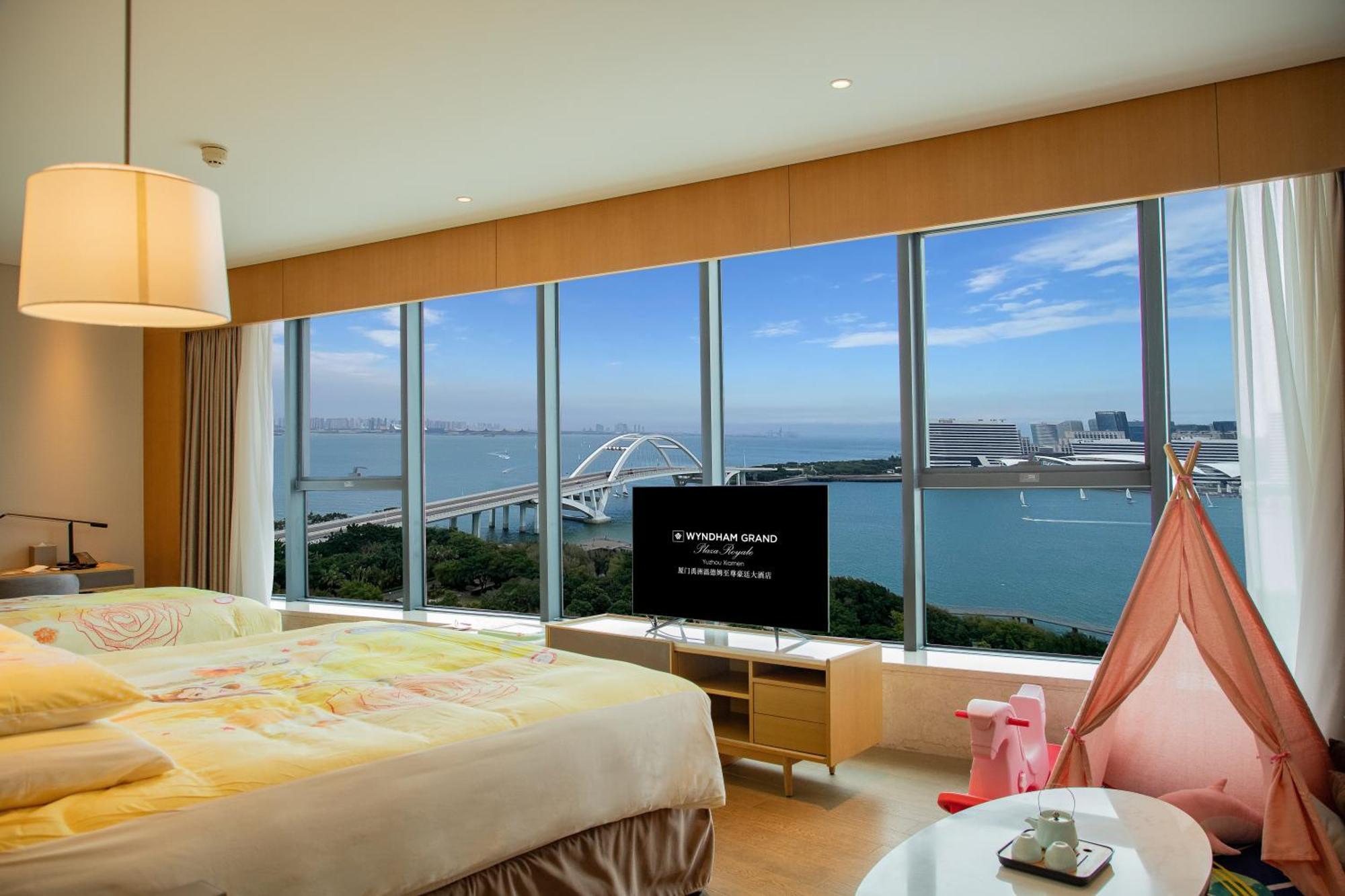 Wyndham Grand Plaza Royale Yuzhou Xiamen Wuyuan Bay Hotell Eksteriør bilde